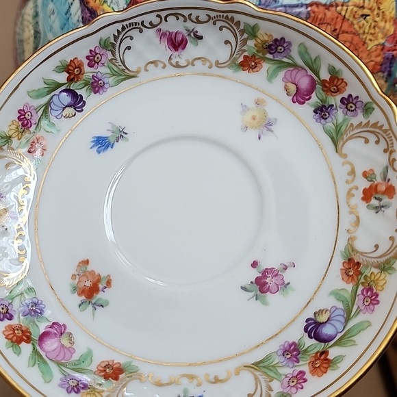 Vintage Empress Dresden Flower teacup and saucer by Schumann Bavaria - Picture 13 of 16